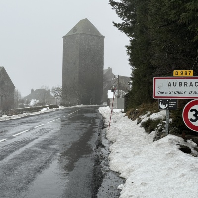 J9 NASBINALS -CONQUES