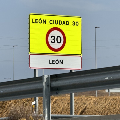 Mansilla de Las Mulas à La Virgen del Camino J78