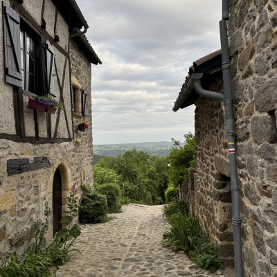 Peyrusse-Villeneuve d'Aveyron-Villefrance de Rouergue J39