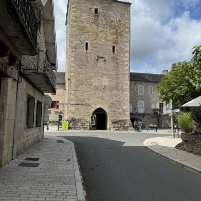 Peyrusse-Villeneuve d'Aveyron-Villefrance de Rouergue J39